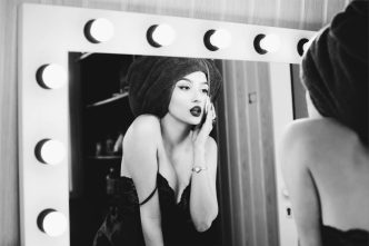 Serena Nicodin, interviu, onlyfans, Ploiești, Colegiul de Artă Carmen Sylva, creatoare de conținut, viața în România