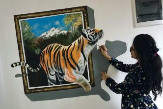 Adelina Trandafir, interviu, pictură pe pereți, lucrări, amenajare casă, Malu Vânăt, Prahova, contraste, Adel Art, pictură 3D, comuna Izvoarele, decor casă