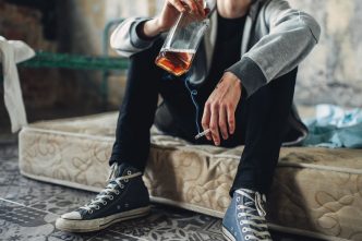 dependențe, alcool, pornografie, păcănele, psiholog, terapie, sfaturi, cum scap de dependențe, soluții, toleranță, plăcere