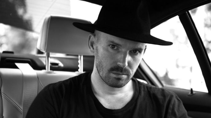 Alexandru Gavriliu, regizor, actor, text despre sărăcie, lipsa banilor, text motivațional, ce înseamnă să fii sărac, bogăție