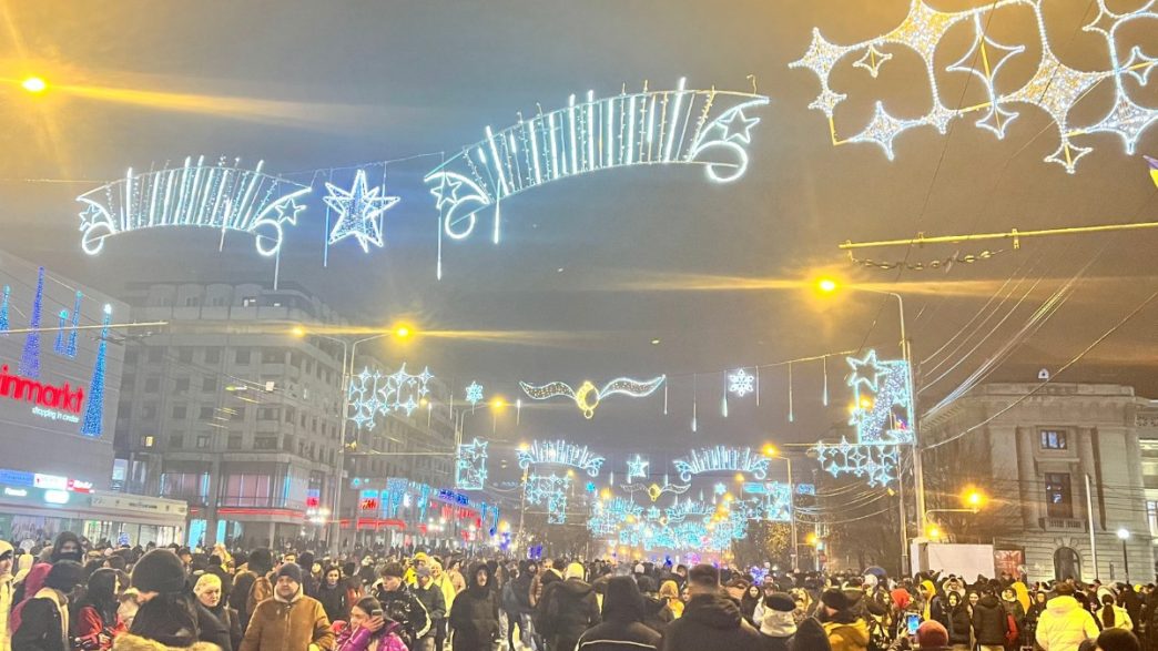 iluminat festiv, luminițe Ploiești, Târgul de Crăciun, Primăria Ploiești, program, Crăciun Ploiești 2023