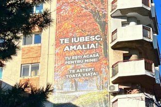 te iubesc Amalia, mesaje de dragoste, Ploiești, cine este Amalia, mesaj Amalia, te aștept toată viața, cover