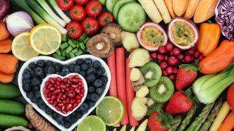 relația cu mâncarea, varietate în farfurie, deficiențe nutriție, macronutrienți, micronutrienți, diversitate bacteriană, imunitate