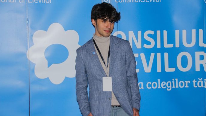 transportul elevilor, transport gratuit, Alexandru Soare, președinte interimar, elevi prahoveni, legea educației