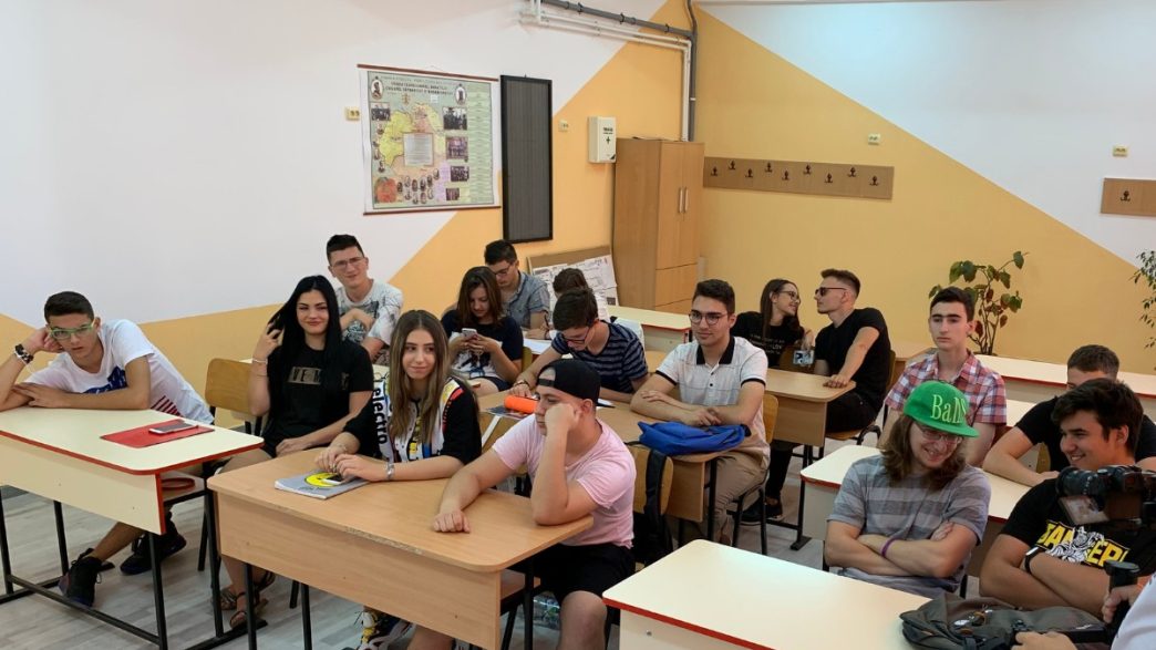 Perspectiva unei tinere din Ploiești: “Educația antreprenorială să existe în toate școlile și liceele, indiferent de profil” 2 educație antreprenorială, spune pe bune, despre Ploiești, cursuri, ateliere, formular, răspunsuri, antreprenoriat local, educație