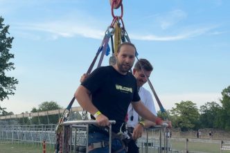 Cătălin Mușat, Best Macarale, bungee jumping, LaRock, interviu, 42 metri înălțime, festival de rock, preț săritură, John Cristea, cover