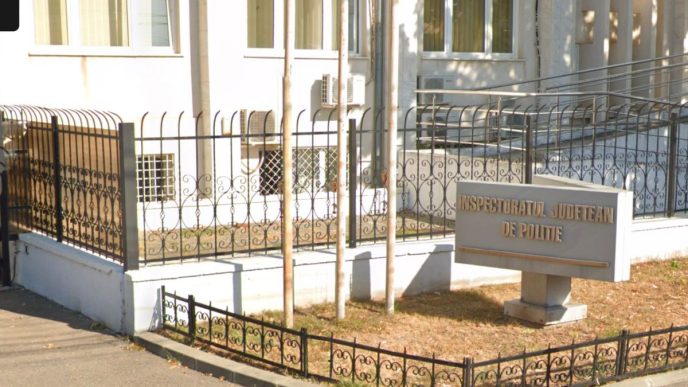 IPJ Prahova, hărțuire online, victime, plângere poliție, Maria Magdalena Rădulescu, cover