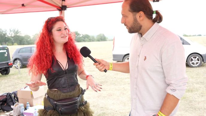 experiență, voluntariat, ce înseamnă să fii voluntar, LaRock 2024, interviu, video, experiență la CV, voluntar festival, cover