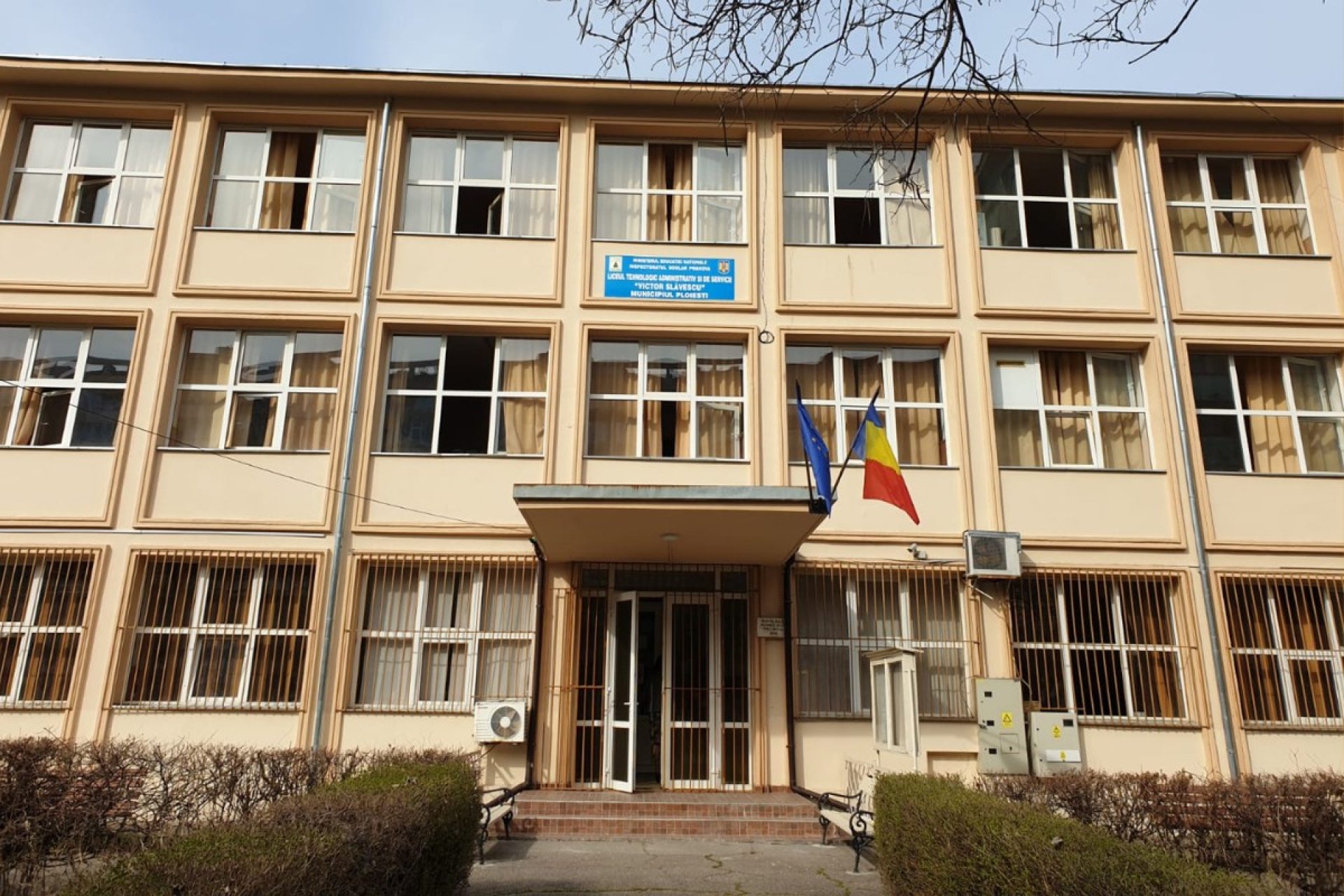 David Ristea David Ristea, despre elevul care a rămas repetent: “Decizia emisă de ...