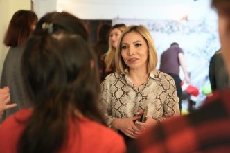 Cristina Geană, sărbători, Crăciun, reconectare, familie, timp de calitate, tradiție, dependența de telefoane