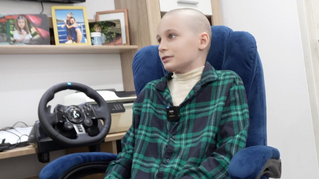 Ajutor pentru David Dicu, adolescentul din Ploiești care s-a electrocutat în zona stației C.F. Ghighiu - VIDEO 2 David Dicu, cont donații, electrocutat, stație C F, Ghighiu, 6 septembrie 2024, 80% suprafață corp, interviu, Ploiești, tânăr, 12 ani