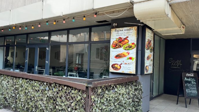 meniul zilei, Regina Nopții, Ploiești, recenzie, cover