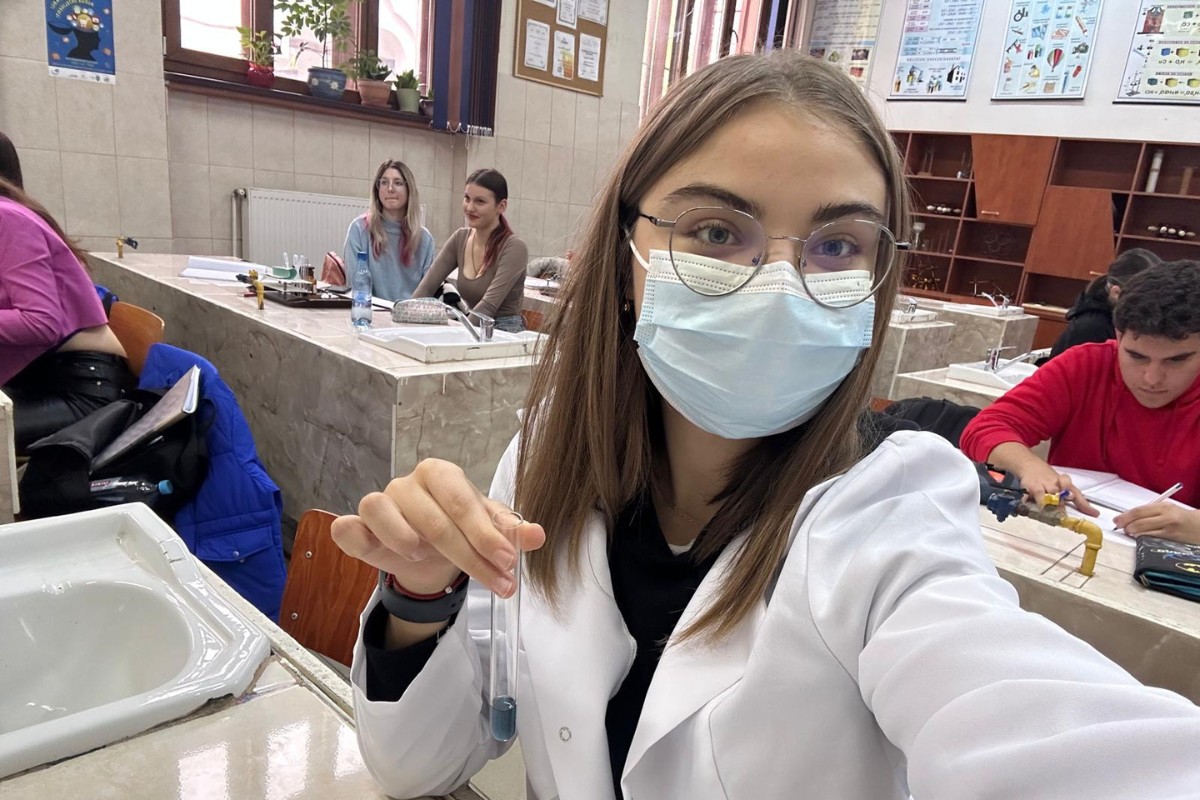 Alina Gordilă, eleva din Bălți cu 10 pe linie: “Performanța deschide uși, dar nu garantează succesul" 3 Alina Gordilă, eleva din Bălți cu 10 pe linie: “Performanța deschide uși, dar nu garantează succesul" 1