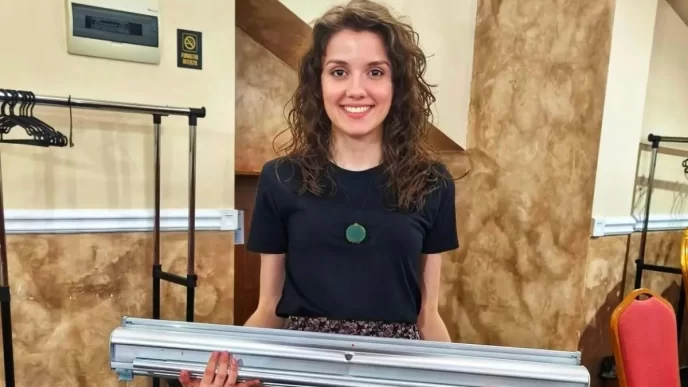 Daniela Toma, LaPrimulBebe, Ploiești, Spitalul de Pediatrie, comunitate, voluntariat, donații, aparatură medicală, Dr. Anca Miu, implicare civică, cover