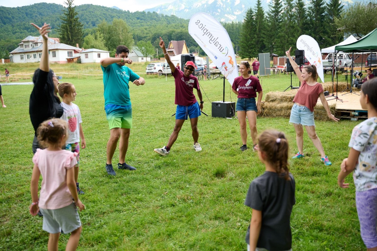 Ruralympics, festivalul care rupe barierele dintre “rural” și “cool”. Tinerii au experimentat viața la țară 4