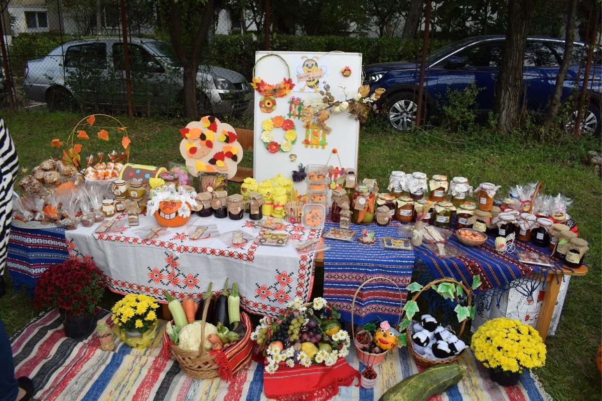 grădinița 47, Ploiești, târgul de toamnă, eveniment comunitar, Elvira Soare