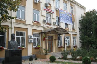 elev, 18 ani, Ploiești, Colegiul Național Alexandru Ioan Cuza, liceu, mesaj anonim, profesori, apreciere, spune pe bune