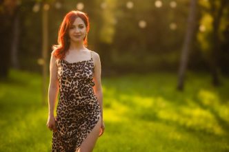 BianK, interviu, artist cover, artist Ploiești, ASE București, pauză muzicală, poveste, talent, verde