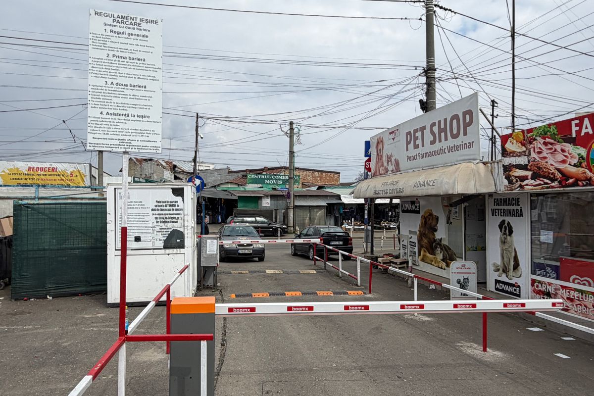 Hale și Piețe explică sistemul cu 2 bariere din parcarea Halelor Centrale Ploiești, după filmarea de pe Facebook 6 Hale și Piețe explică sistemul cu 2 bariere din parcarea Halelor Centrale Ploiești, după filmarea de pe Facebook 4