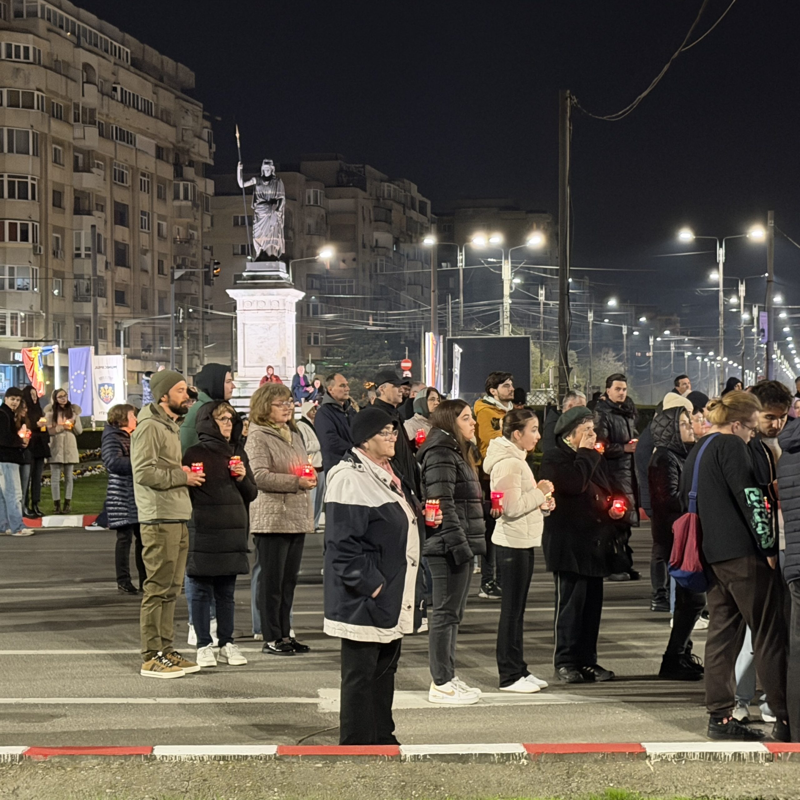 Lumina Sfântă a Învierii, selfie-uri cu Tzancă Uraganu și simplitate marca Polițeanu 6