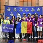 Echipa de robotică Ro2D2 din Ploiești cu trofeul Inspire Award la Michiana Premier Event 2026